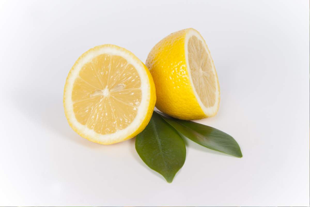 Faire grossir sa poitrine avec du citron - Possible ?